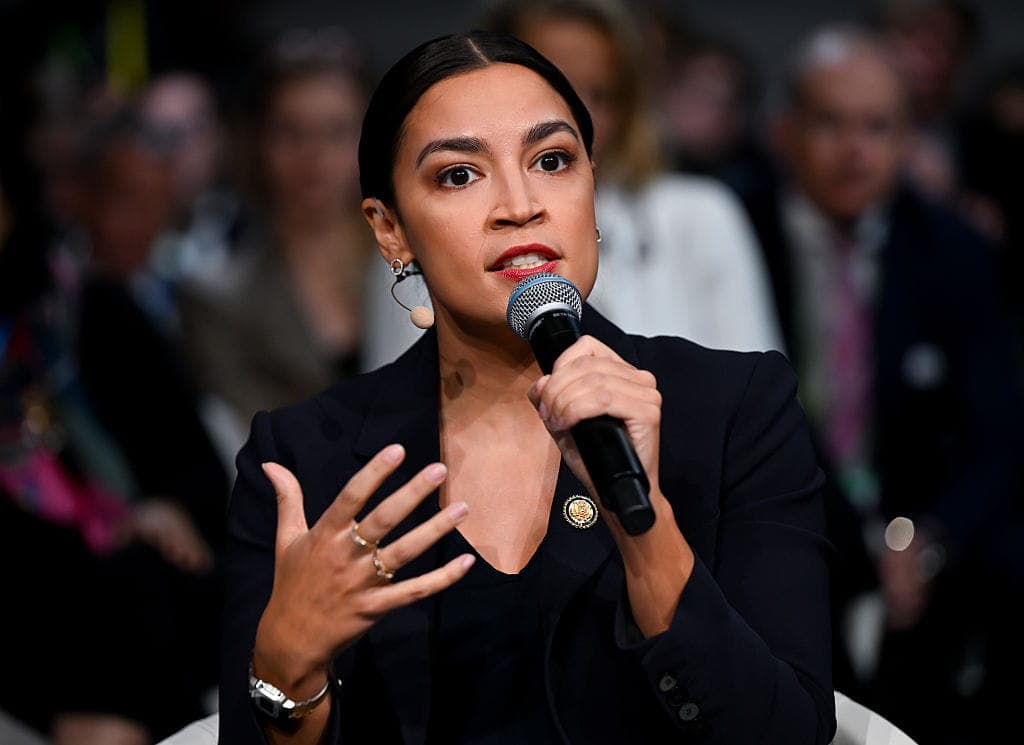 Comedy of Errors: 2028 Democrat Hopefuls Step on Rakes in Munich