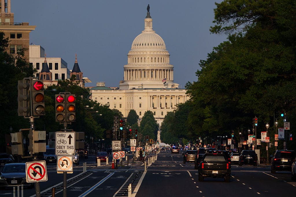 A Tale of Two Legislatures: War Powers and the Doom Loop in Congress 
