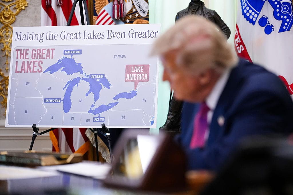 Expert Troll Donald Trump Has Tongues Wagging All Over the Place 