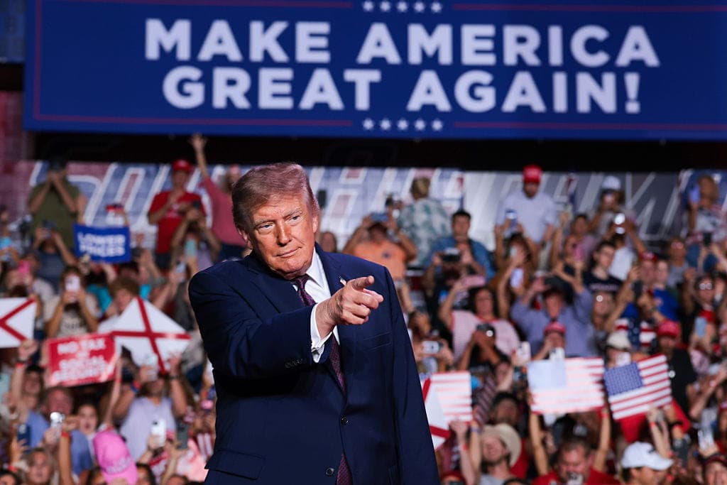 A Not-So-Lethal Injection and Trump on Tour Had the Heartland Talking