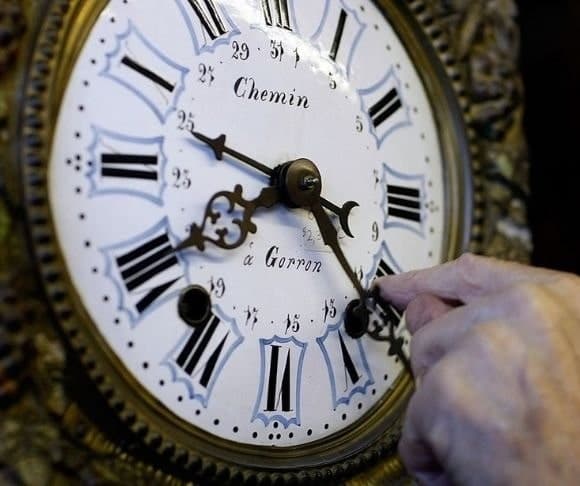 Tic Toc – Time’s Up for Switching US Clocks