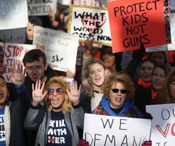 Brussels: Armed with an Umbrella? – Gun Control – TRUTH TV