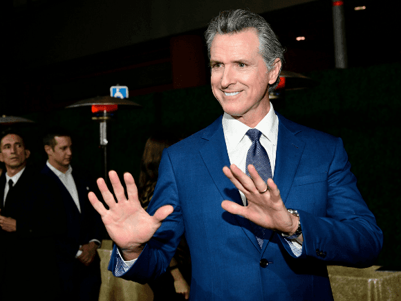 Heartlanders Talk Drag Queens, Drama Queens, and Clams