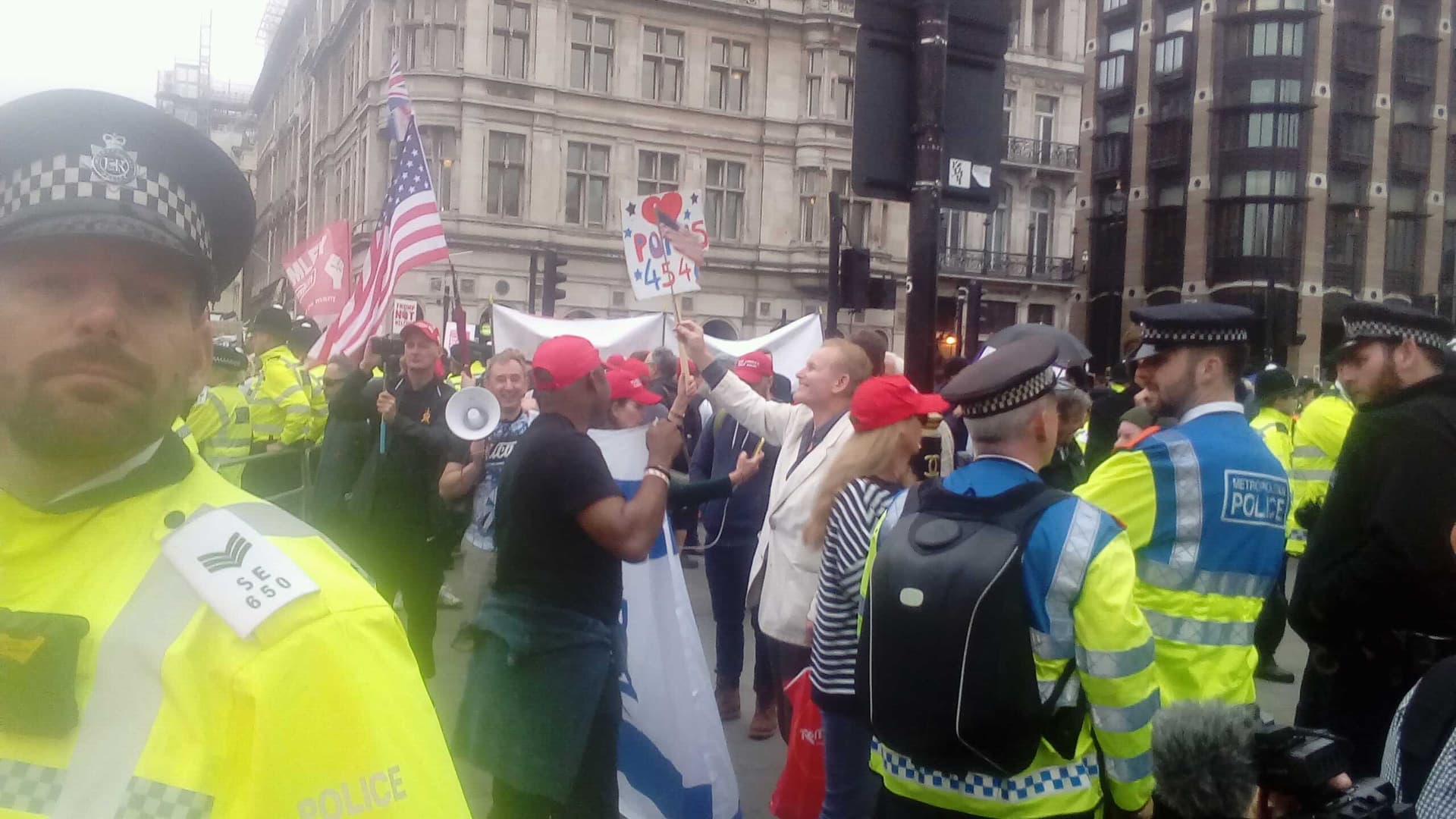 LONDON: Anti-Trump Protest Heats Up But No Violence … Yet
