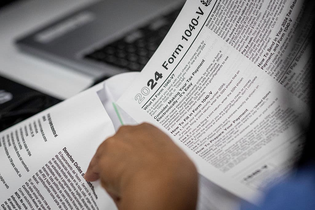 Behind Trump’s Plans to End Income Tax