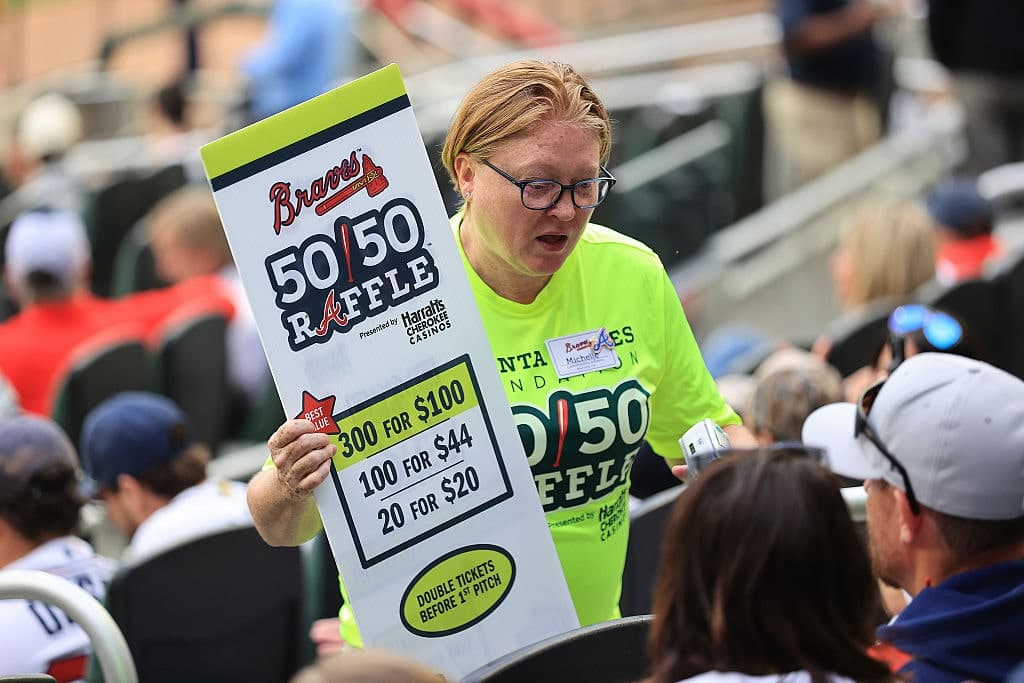 Baseball and the Gamblers – Who Wins? – LN Radio