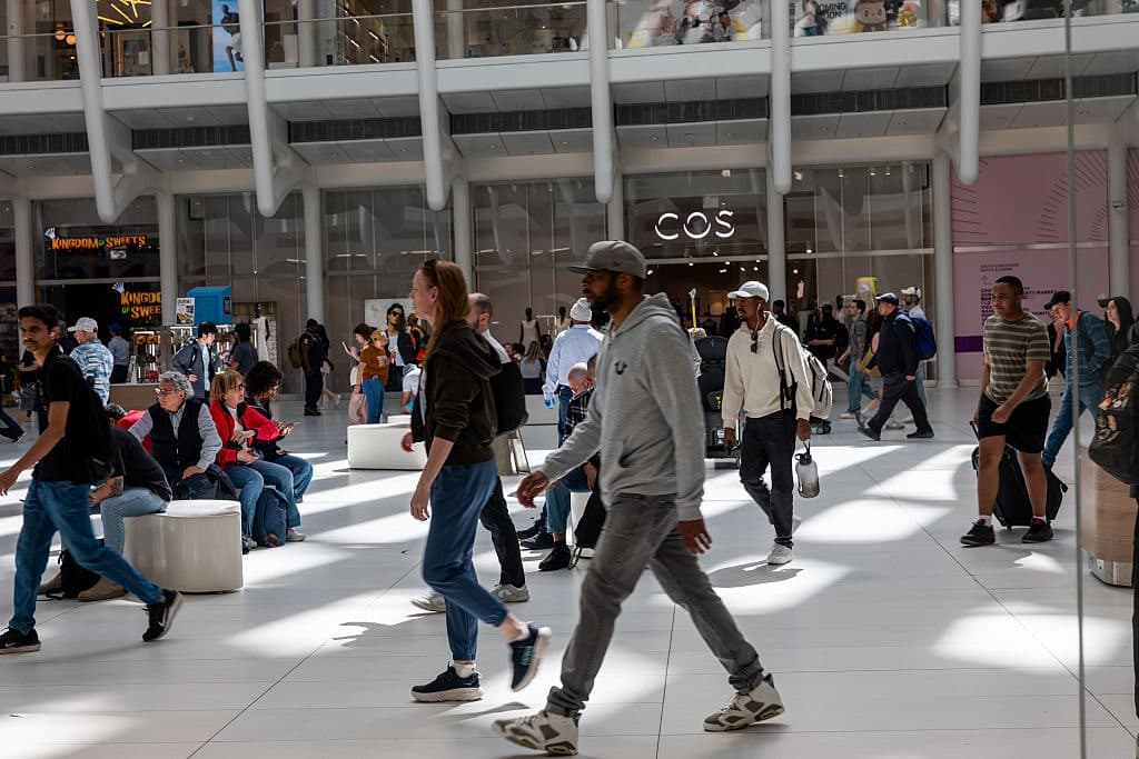 US Consumers Shake Off Trump Tariff Blues in May