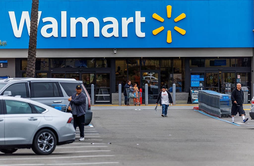 Who Will ‘Eat the Tariffs’? – Swamponomics