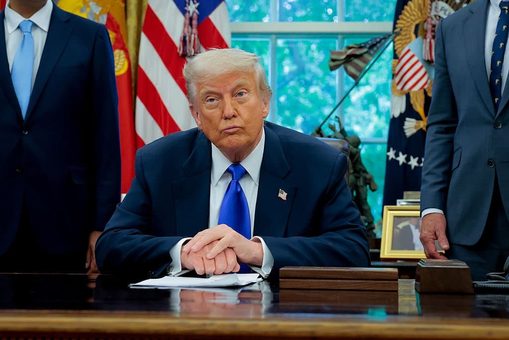 Trump and DC Locked in a Battle Royale – LN Radio