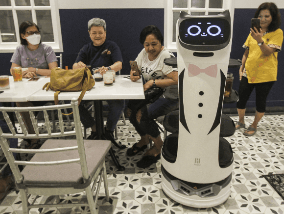 Robots and the Great Resignation: A Recipe for Socialism