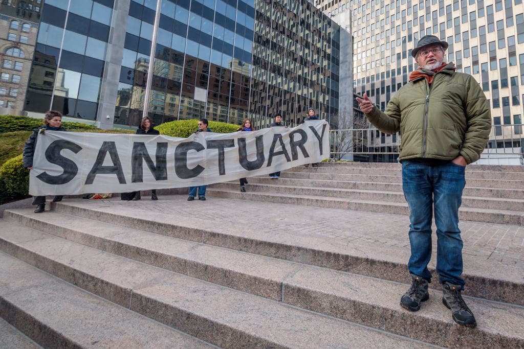 Republicans Make Sanctuary Cities a Midterms Issue