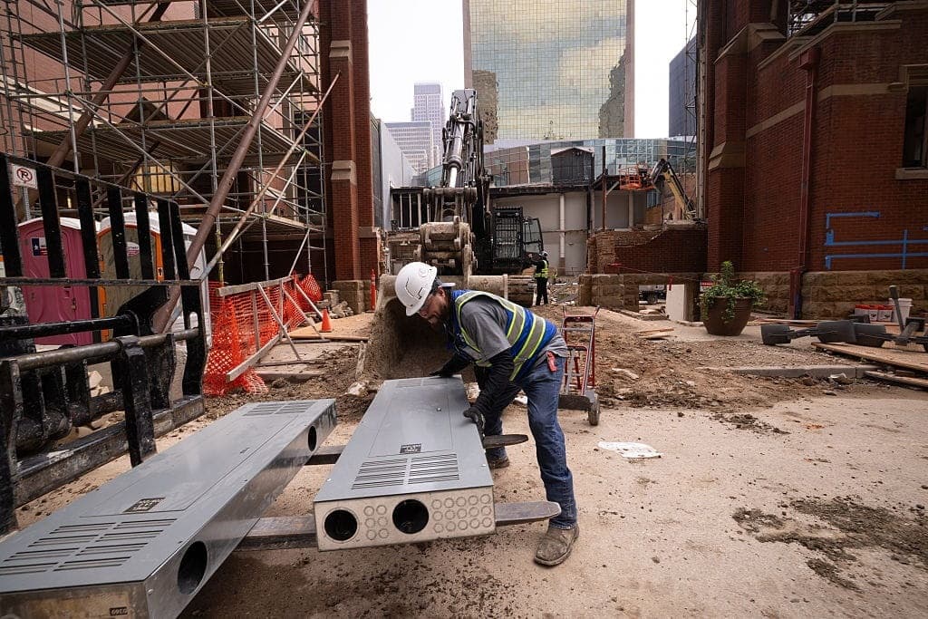 H-1B Visa Abuse Crackdown Causes Texas Luxury Home Market Slump
