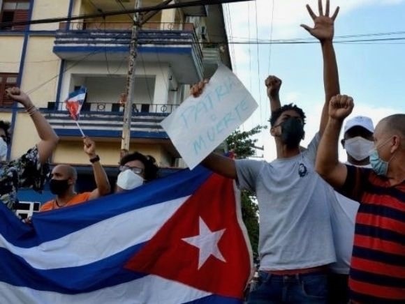 Cuba’s Socialist Cigars Turn to Ash as Public Rejects Socialism