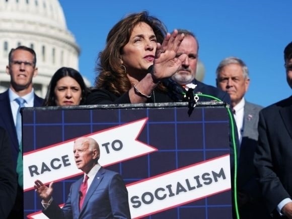 Politicians and Streamers: Socialists Get Richer Heading Into 2022