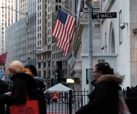 Specter of Stagflation Rises on Wall Street