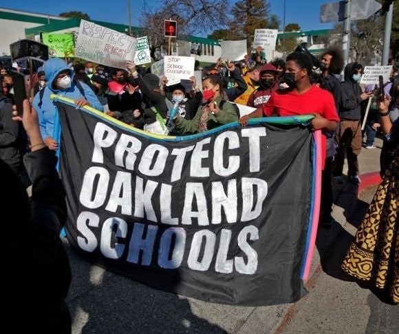 Oakland District Plans to Close Schools Due to Financial Problems