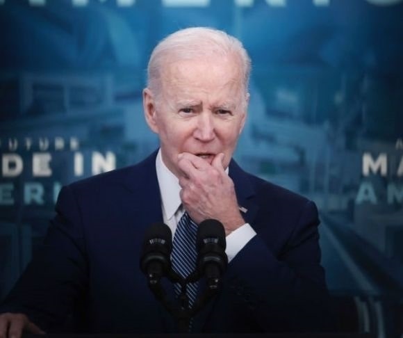 Biden’s Ship Is Still Sinking, Even After the SOTU