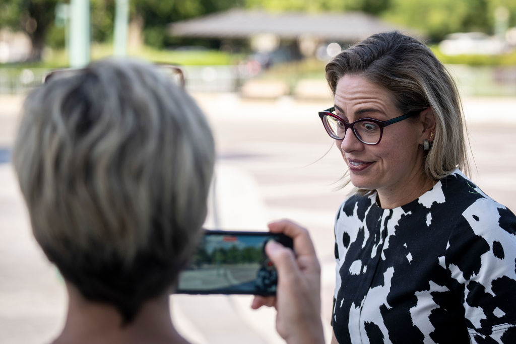 Sinema Agrees to Back Inflation Reduction Act - Liberty Nation