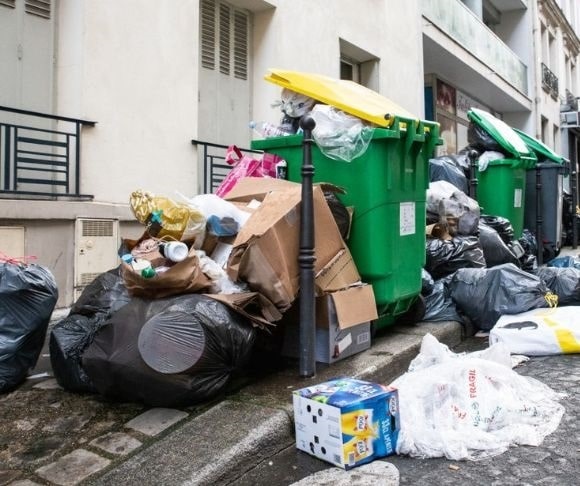 Mon Dieu! Sanitation Workers Strike, Leaving Paris to the Rats