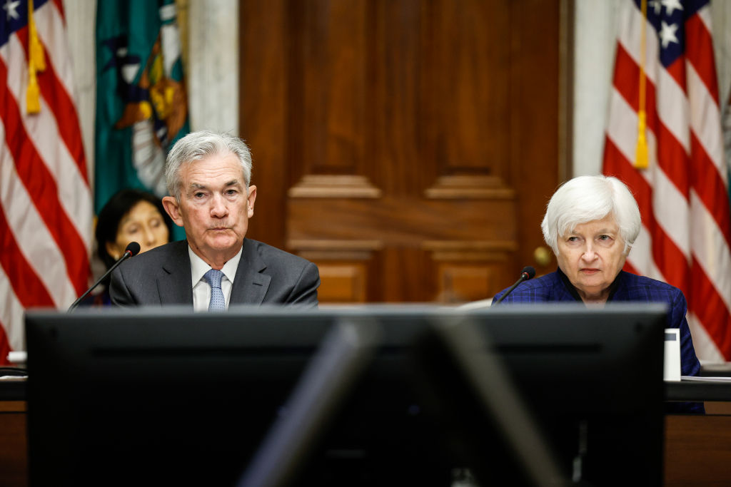 Confident About Your Deposits? Yellen and Powell Differ
