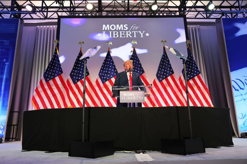 GettyImages-1506104270 - trump-min
