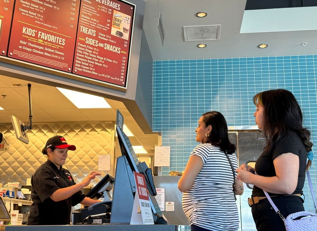 Fast Food Stocks Indicating Consumers Are Tapped Out