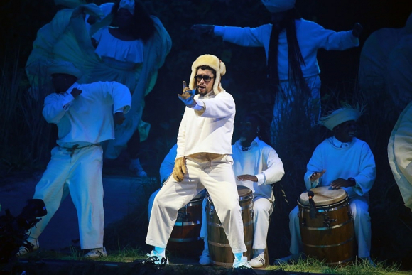 GettyImages-2236505269 Bad Bunny