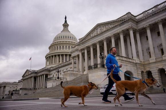 Congressional Lawmakers Continue Work On Funding Bill After Government Shuts Down WASHINGTON, DC - OCTOBER 13: The U.S. Capitol Building on October 13, 2025 in Washington, DC. The government remains shut down after Congress failed to reach a funding deal 13 days ago. (Photo by Andrew Harnik/Getty Images)
