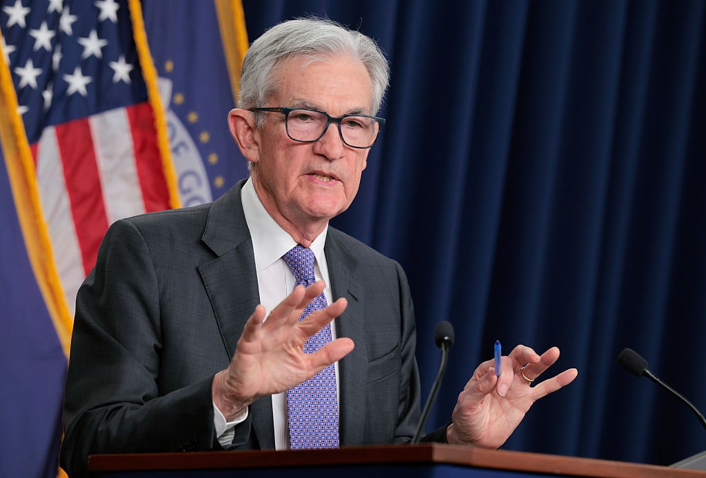 Quick, Jerome Powell, US Workers Need More Rate Cuts
