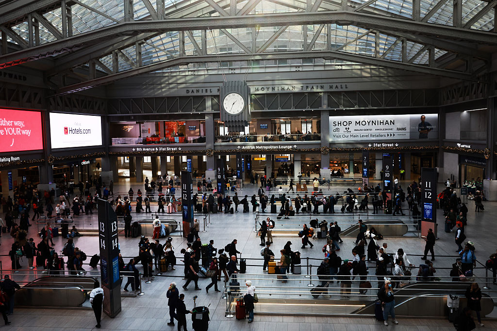 Tariffs, Taxes, and Trump – The Top US Economic Stories of 2025